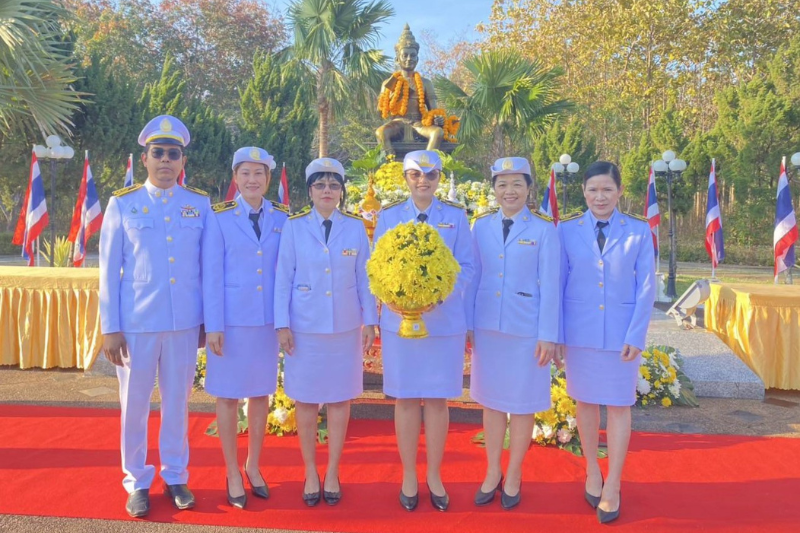ม.นครพนม ร่วมประกอบพิธีถวายราชสักการะเนื่องใน “วันพ่อขุนรามคำแหงมหาราช” ประจำปี 2568