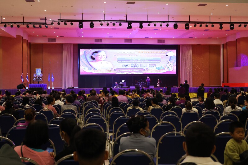 อธิการบดี ม.นครพนม ร่วมเวทีเสวนา “การเรียนรู้เพื่อการดำรงชีวิตในยุคดิจิทัล” โครงการ 2 เมษา วันรักการอ่าน Open House 2025 สกร. 3 ดี คุณภาพคู่คุณธรรม