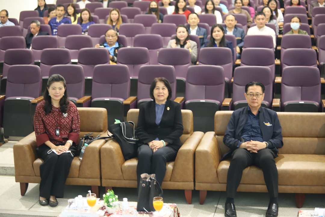 ม.นครพนมร่วมจัดอบรม “จริยธรรมการวิจัย” สร้างนักวิจัยคุณภาพ ขับเคลื่อนสู่มาตรฐานสากล