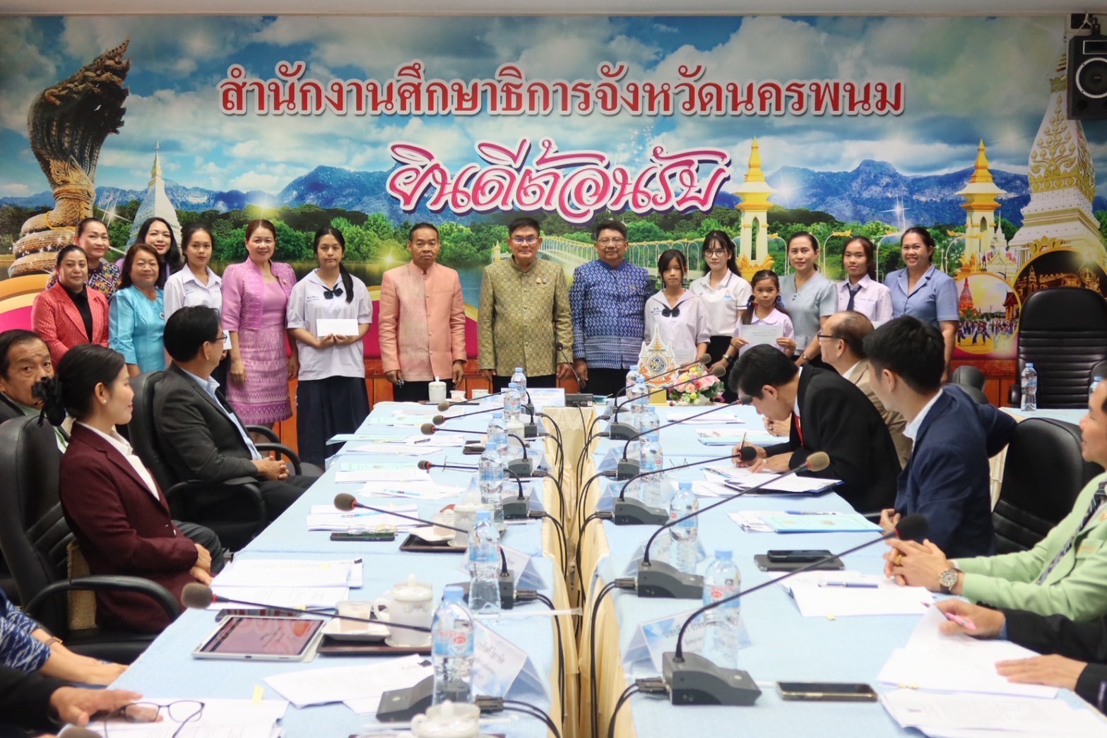 ม.นครพนม ร่วมการประชุมคณะกรรมการศึกษาธิการจังหวัดนครพนม