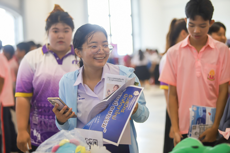 มหาวิทยาลัยนครพนม ร่วมเปิดงาน OPEN HOUSE 2025 สพม.นครพนม SHARE & LEARN โรงเรียนคุณภาพ 3 วิ เรียนดี มีคุณธรรม