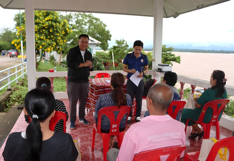 ว.การท่องเที่ยวและอุตสาหกรรมบริการ ลงพื้นที่ริมโขงหนุนหลักสูตร Non-Degree ปั้นผู้ประกอบการเศรษฐกิจสร้างสรรค์ (The College of Tourism and Service Industry is on the ground along the Mekong River supporting the Non-Degree program to cultivate creative economy entrepreneurs.)