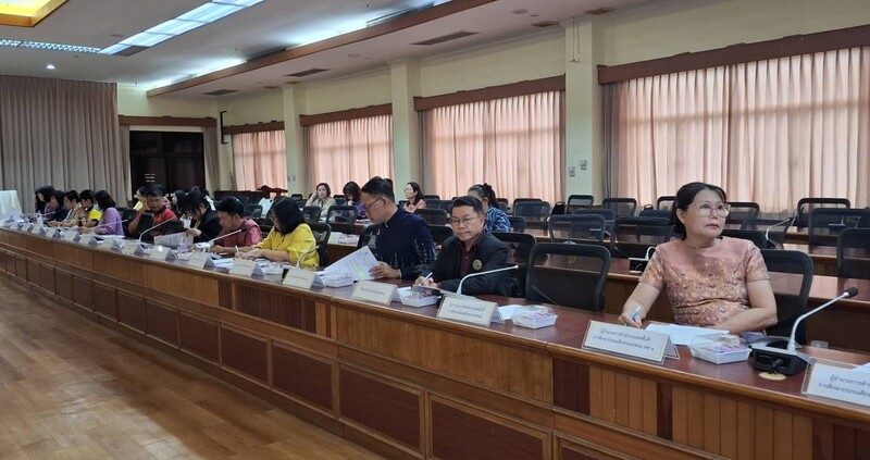 ม.นครพนม ร่วมประชุมคณะอนุกรรมการดำเนินการขับเคลื่อนกิจกรรมยกระดับเทศกาลเรือไฟโลก