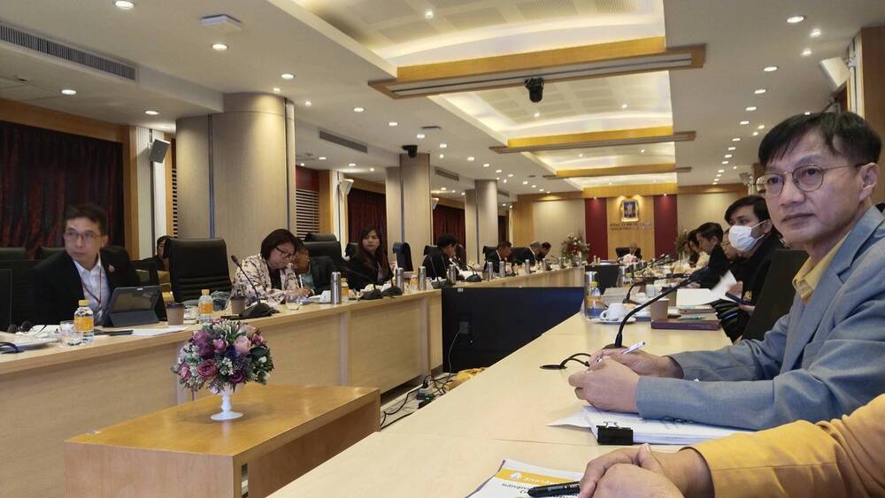 สอศ. รับรองหลักสูตรปรับปรุง พ.ศ. 2568 วิทยาลัยธาตุพนม มหาวิทยาลัยนครพนม