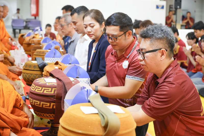 พิธีทำบุญตักบาตร เนื่องในวันสถาปนาครบรอบ 9 ปี คณะวิศวกรรมศาสตร์