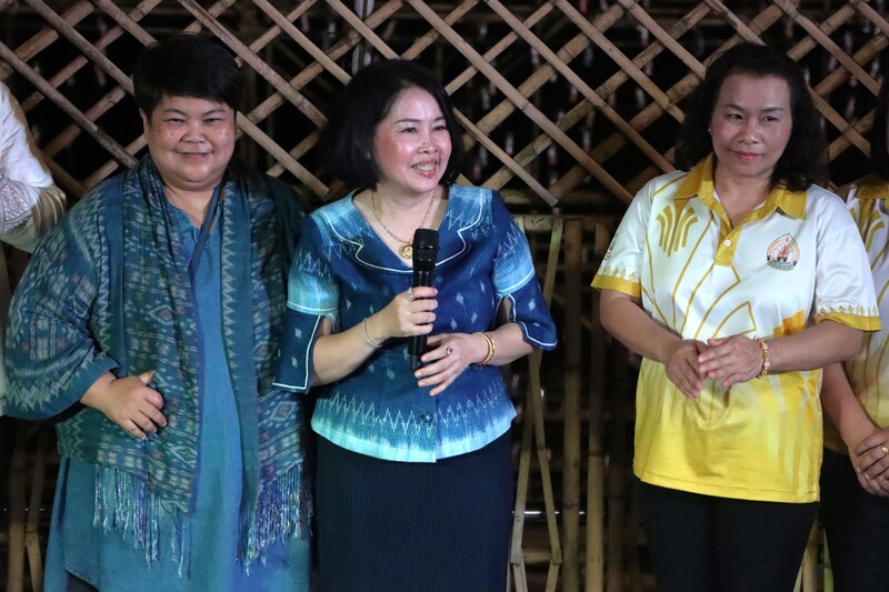 ม.นครพนม บวงสรวงและไหลเรือไฟโชว์ (วันที่ห้า) สืบสานประเพณีไหลเรือไฟ ประจำปี 2568