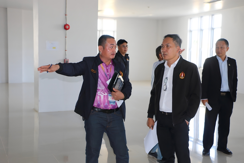 ประชุมเตรียมความพร้อมงานพิธีพระราชทานปริญญาบัตร ประจำปีการศึกษา 2567