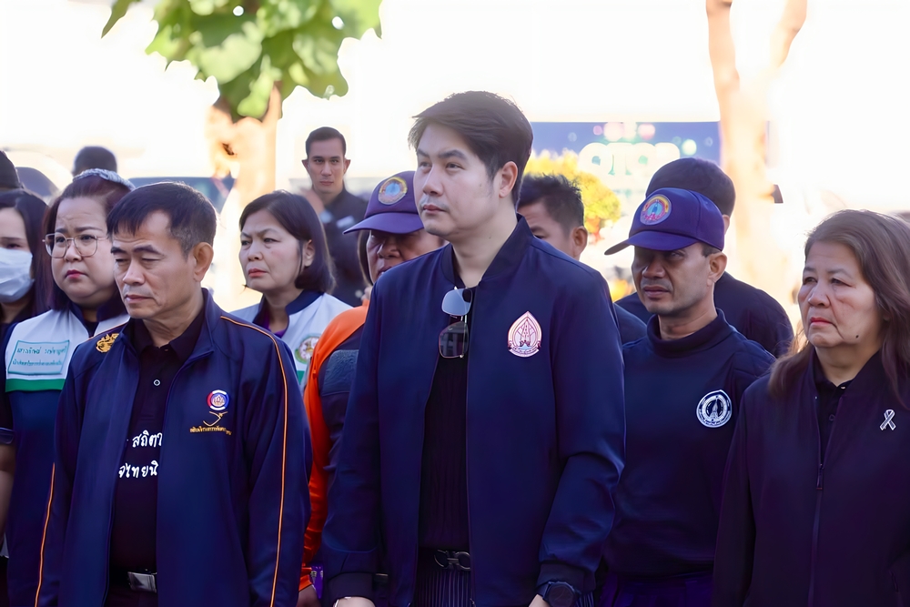 ม.นครพนม ร่วมปล่อยขบวน “ชาวนครพนมรวมน้ำใจ” สนับสนุนเครื่องจักรกลสาธารณภัยและส่งกำลังพลช่วยเหลือผู้ประสบอุทกภัยจังหวัดสงขลา