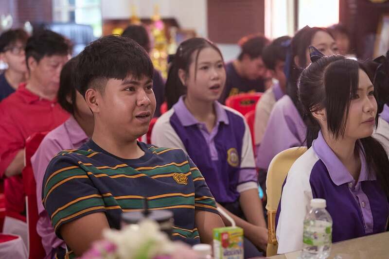 คณะวิทยาการจัดการและเทคโนโลยีสารสนเทศ จัดกิจกรรมปลุกพลังคนรุ่นใหม่สืบสานภูมิปัญญาท้องถิ่น “ท่าอุเทน” ผ่านอาหาร ภาษา และภาพถ่าย สู่การสร้างเศรษฐกิจสร้างสรรค์ชุมชน
