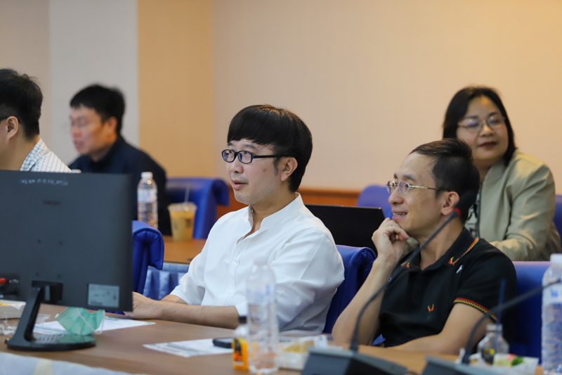 คณะแพทยศาสตร์ ม.นครพนม เดินหน้าเตรียมอาจารย์แพทย์ เสริมศักยภาพรองรับการจัดการศึกษาหลักสูตรแพทยศาสตร์